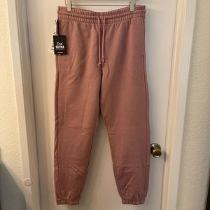 TNA Aritzia Extra Fleece Boyfriend Fit Mauve Sweatpants Joggers Lounge Pants